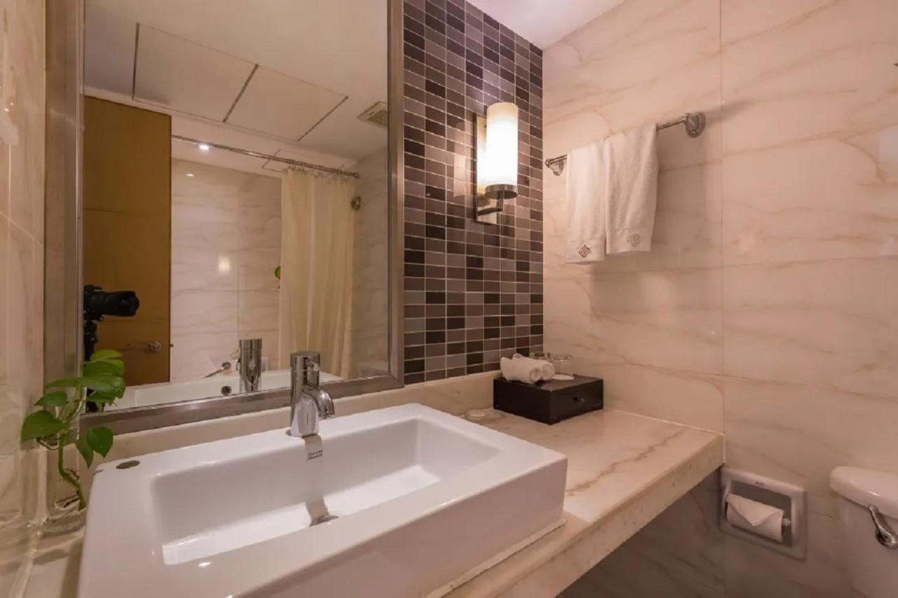 Shu Guang International Hotel Nanjing  Exterior photo