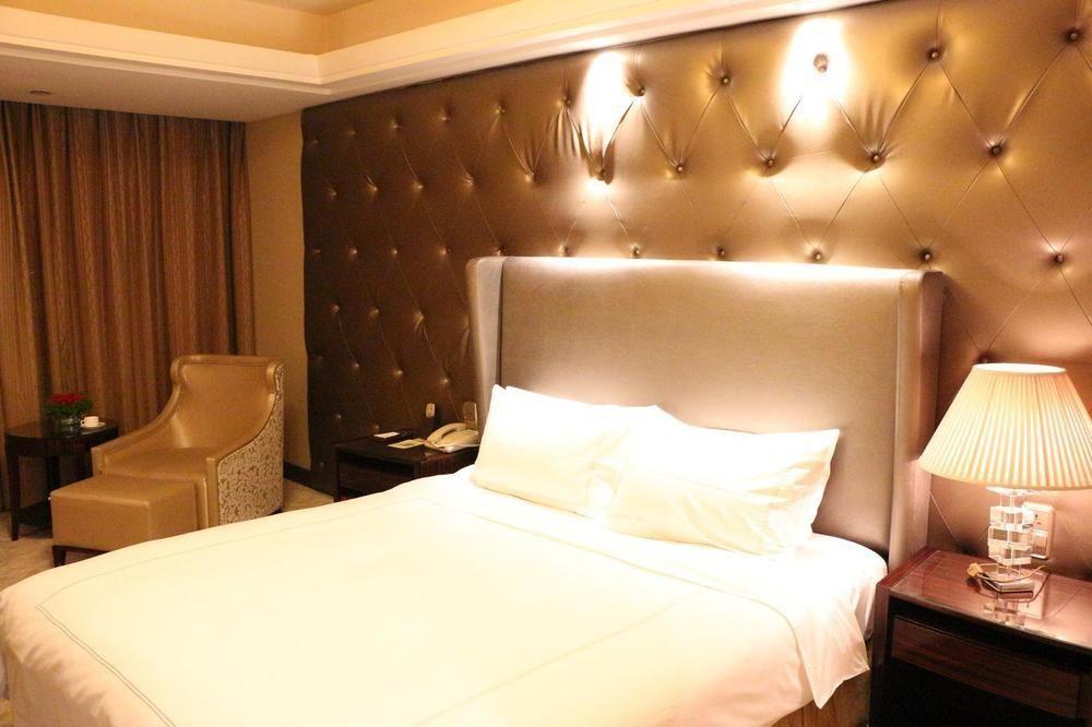 Shu Guang International Hotel Nanjing  Exterior photo