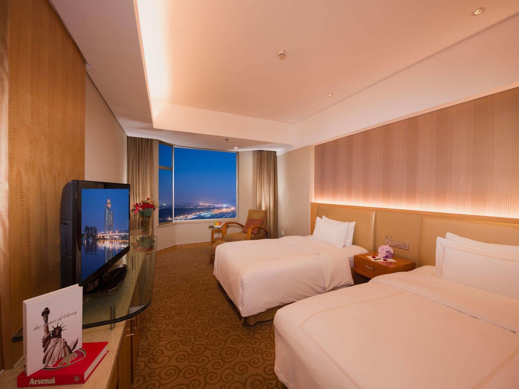 Shu Guang International Hotel Nanjing  Exterior photo